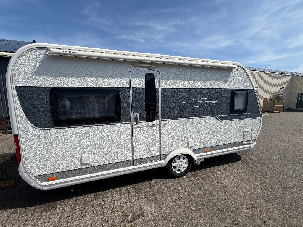 Caravan Hobby 460 UFE De Luxe - 2014 - luifel - BOVAG 2026!, Kachel, Rondzit, Hobby, Particulier