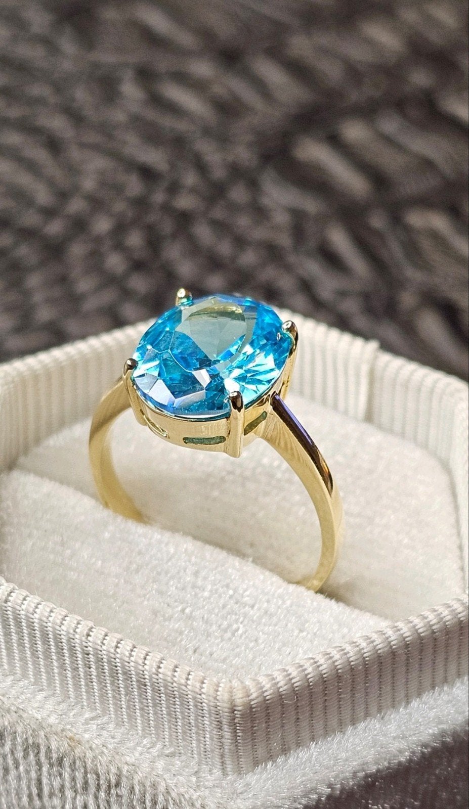 Mooie aquamarijn steen 14k gouden ring, Nieuw, Ophalen of Verzenden, 17 tot 18, Dame