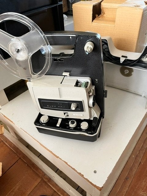 Elmo 8 mm projector € 5,00, Ophalen of Verzenden, 1960 tot 1980, Projector