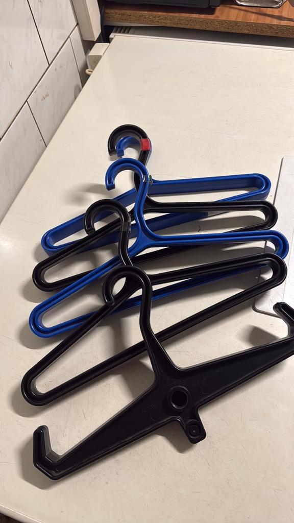 Diverse hangers voor duikpak en bcd, Watersport en Boten, Duiken, Ophalen, Gebruikt, Duikpak