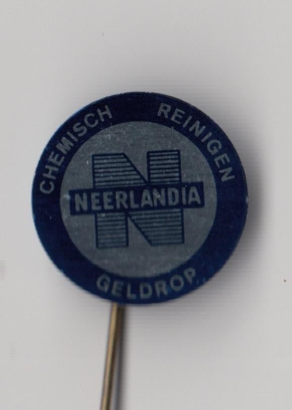 Geldrop Neerlandia speldje, Gebruikt, Niet vindbaar, Niet vindbaar, Speldje of Pin