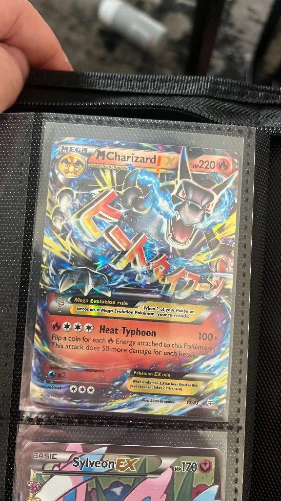 M Charizard EX 12/83  Generations, Ophalen of Verzenden, Zo goed als nieuw, Losse kaart