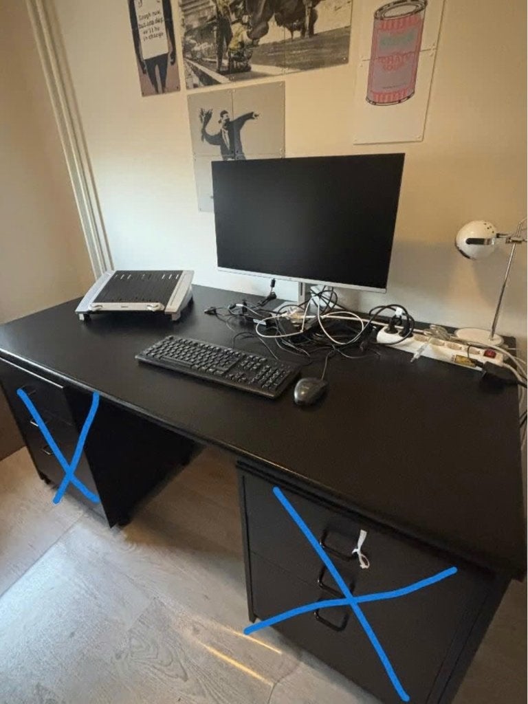 Koopje. BUREAU kantoor BUREAU - zwart kantoor werkplek, Ophalen, Gebruikt
