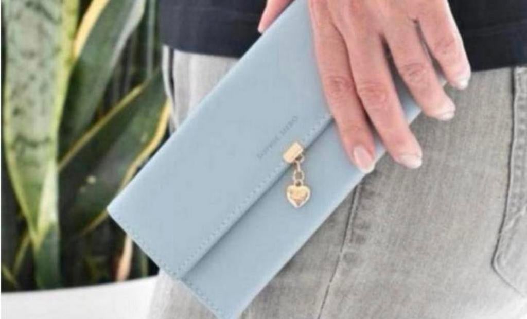Lichtblauwe portemonnee met hartje, Sieraden, Tassen en Uiterlijk, Portemonnees, Overige merken, Leer, Blauw, Nieuw
