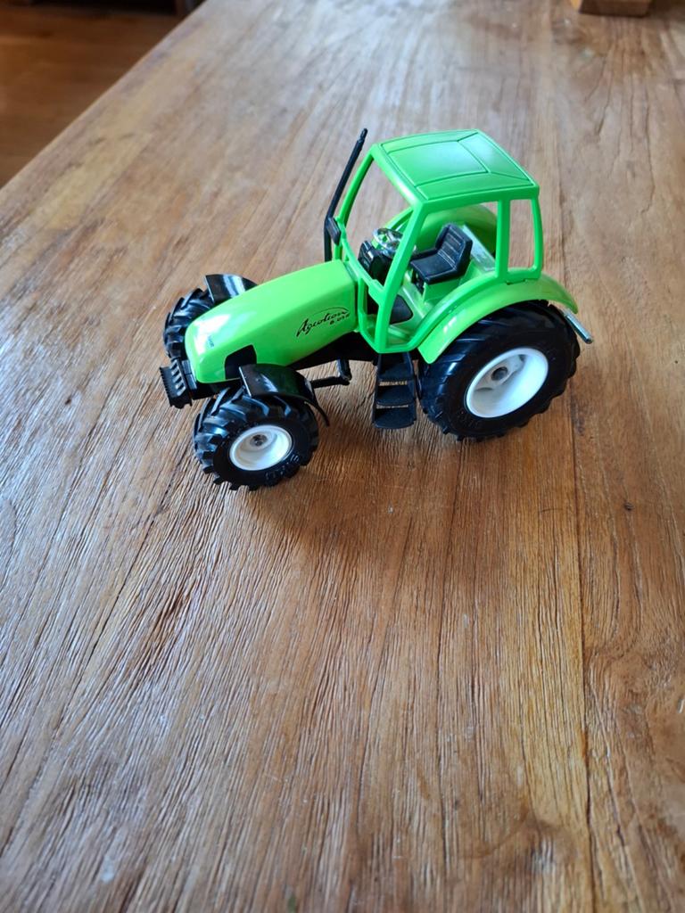 Te koop siku deutz agrotron, Ophalen of Verzenden, Zo goed als nieuw, Tractor of Landbouw, SIKU