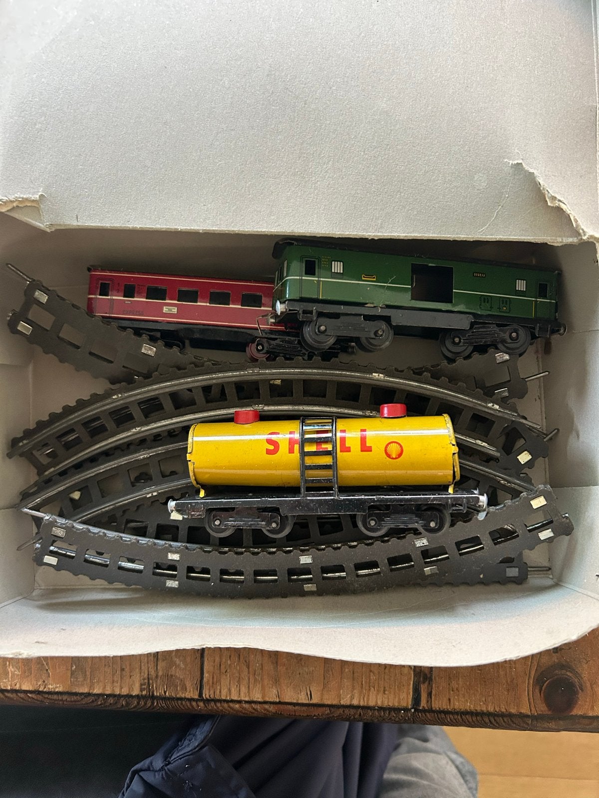 Vintage Treinset met Locomotief, Wagon en Rails, Gelijkstroom of Wisselstroom, Analoog, Ophalen, Overige merken