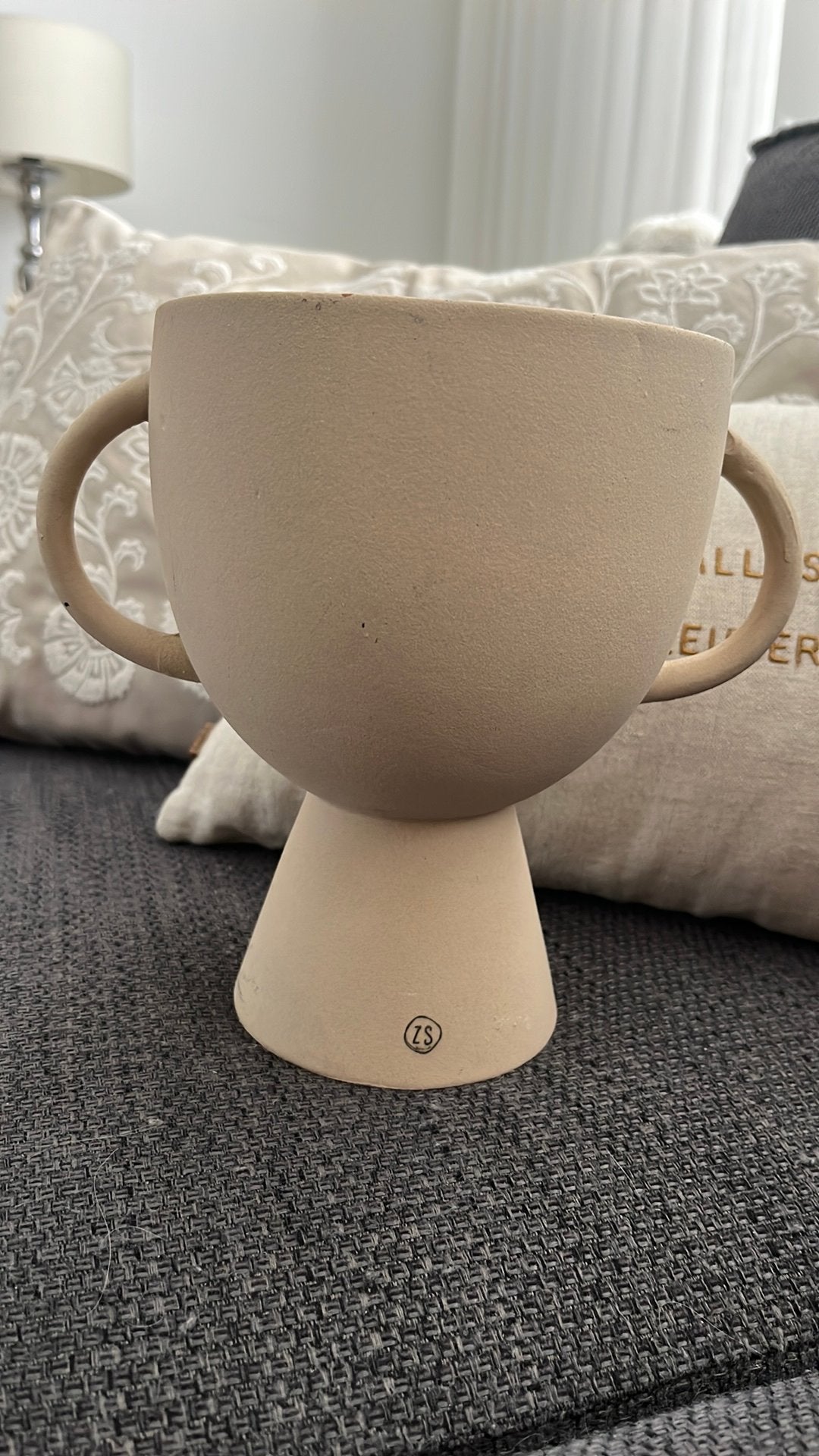 Leuke pot van Zuss, Ophalen, Gebruikt, Beige, Overige stijlen