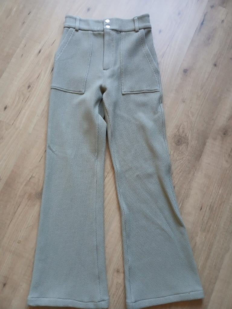Mooie flared broek van Vanilia, maat M, Overige kleuren, Vanilia, Ophalen of Verzenden, Zo goed als nieuw