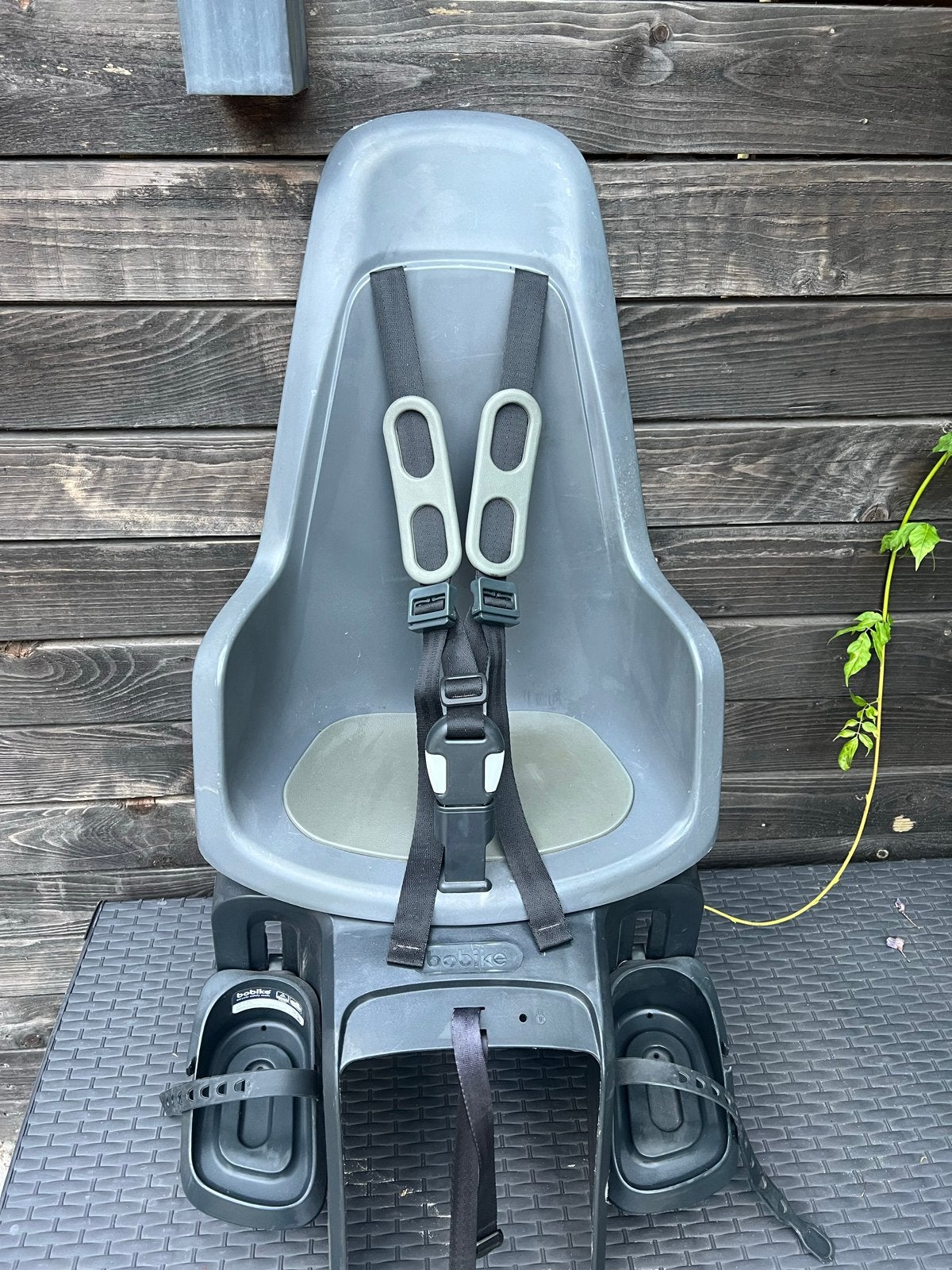 Bobike Achterzitje voor fiets - Grijs, Fietsen en Brommers, Achterzitje, 9 t/m 18 kg, Ophalen of Verzenden, Gebruikt
