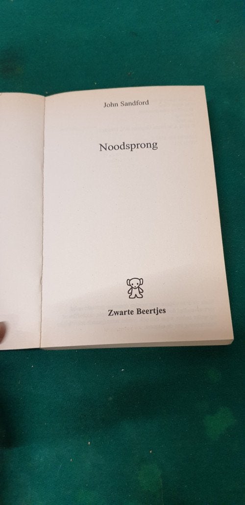 Boek noodsprong john stafford, Ophalen of Verzenden