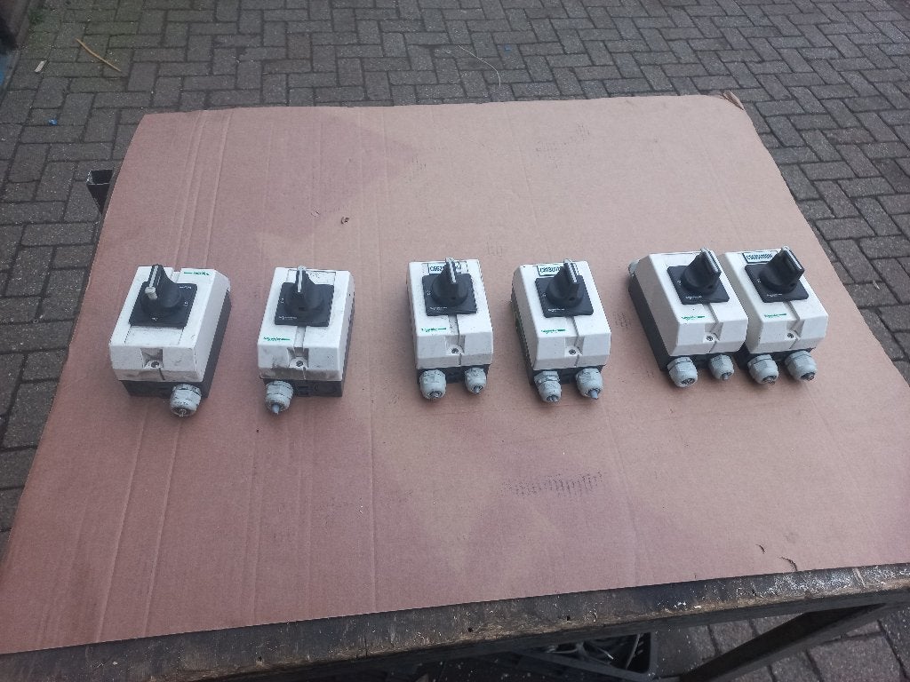 Schneider Electric werkschakelaars / lastscheiders 20A, Ophalen of Verzenden, Gebruikt