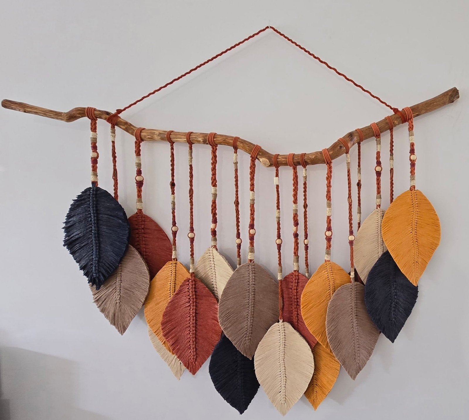 Handgemaakt Macrame Wandhanger met Echte Boomtak, Huis en Inrichting, 85 cm, Wandhanger, Ophalen of Verzenden, Handgemaakt