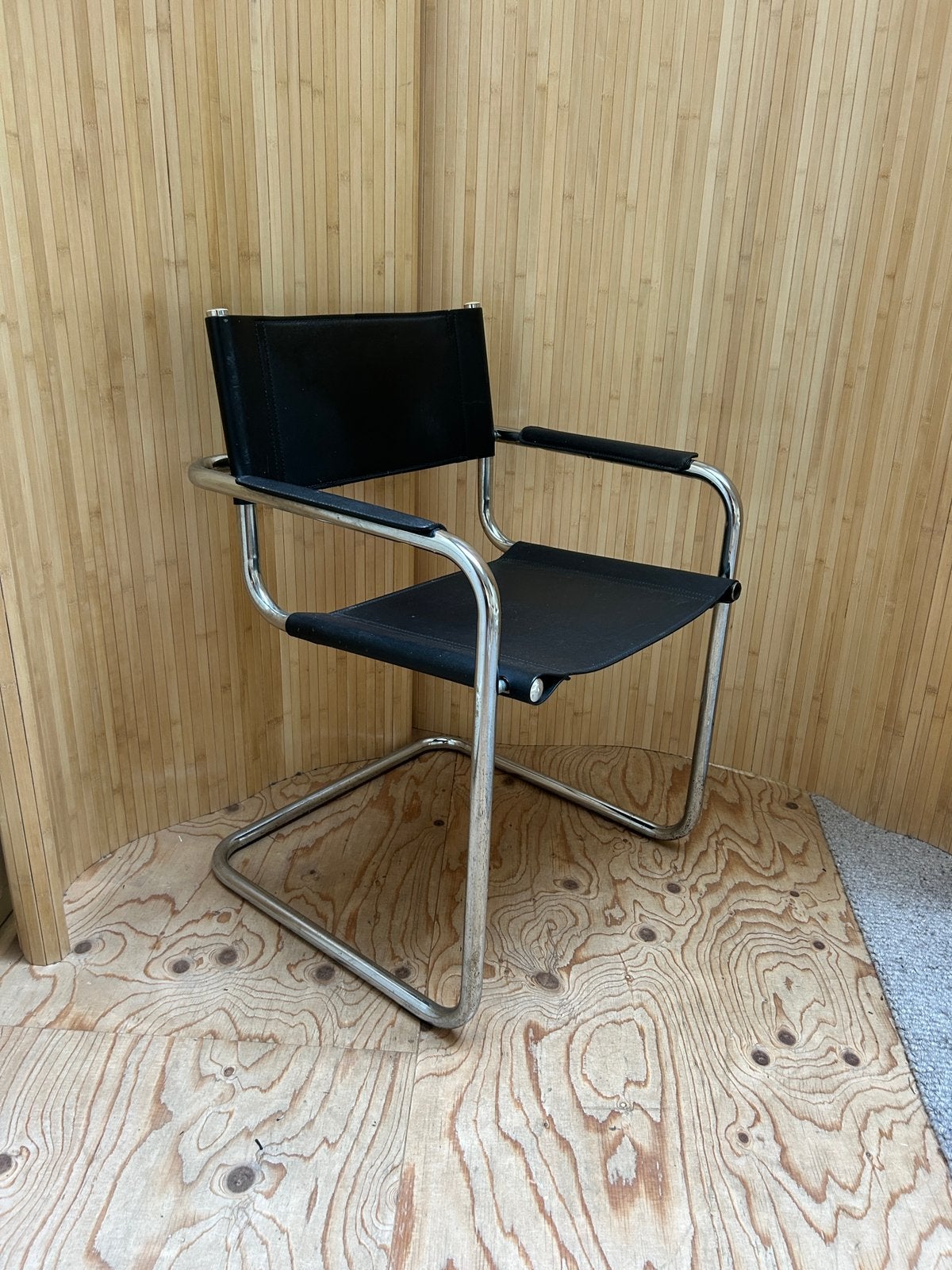 Bauhaus Stijl stoel Mart Stam, Huis en Inrichting, Stoelen, Ophalen, Zo goed als nieuw, Zwart, Eén