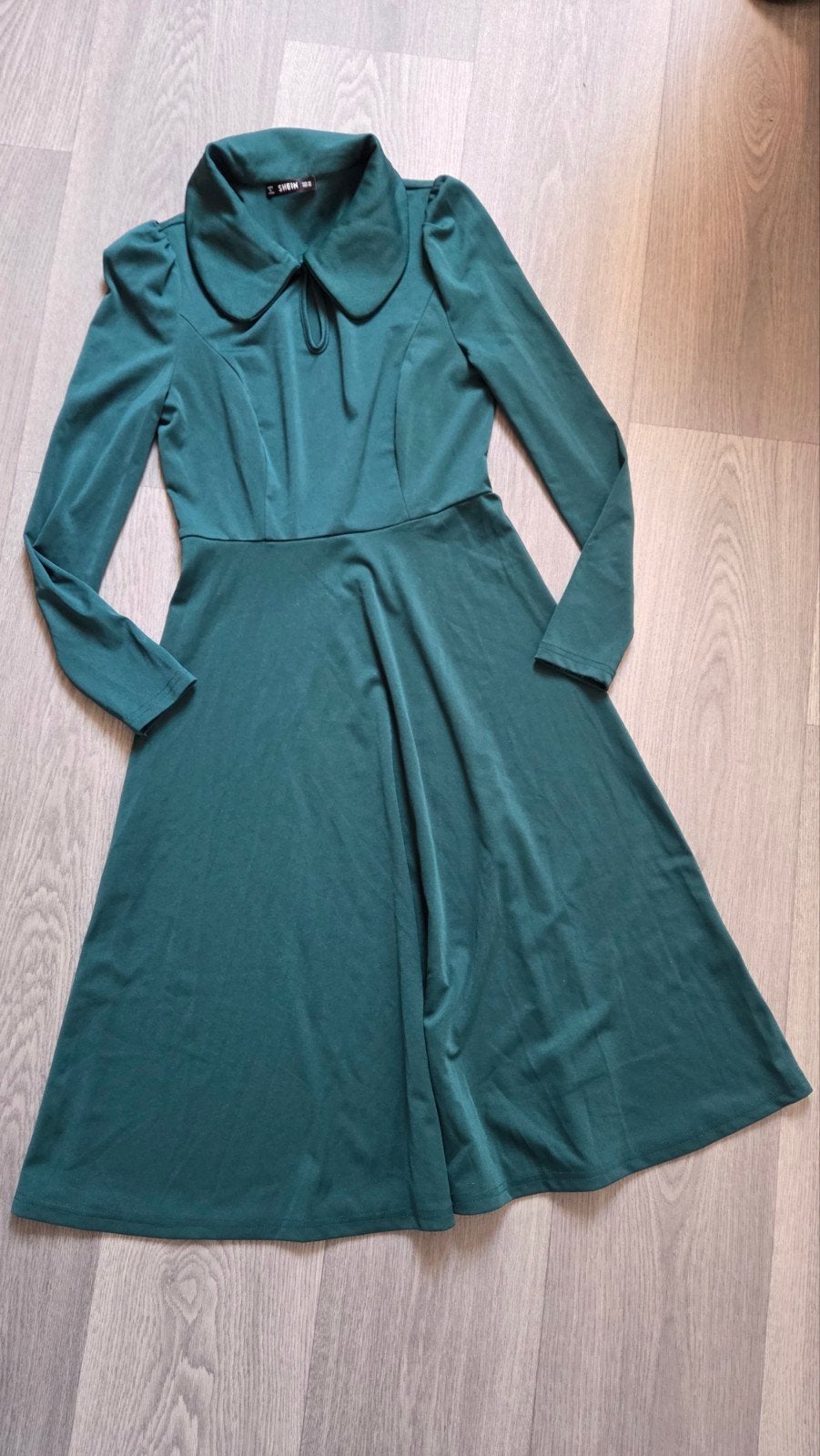 Shein Groene Jurk met Peter Pan Kraag, Ophalen of Verzenden, Zo goed als nieuw, Knielengte, Maat 36 (S)