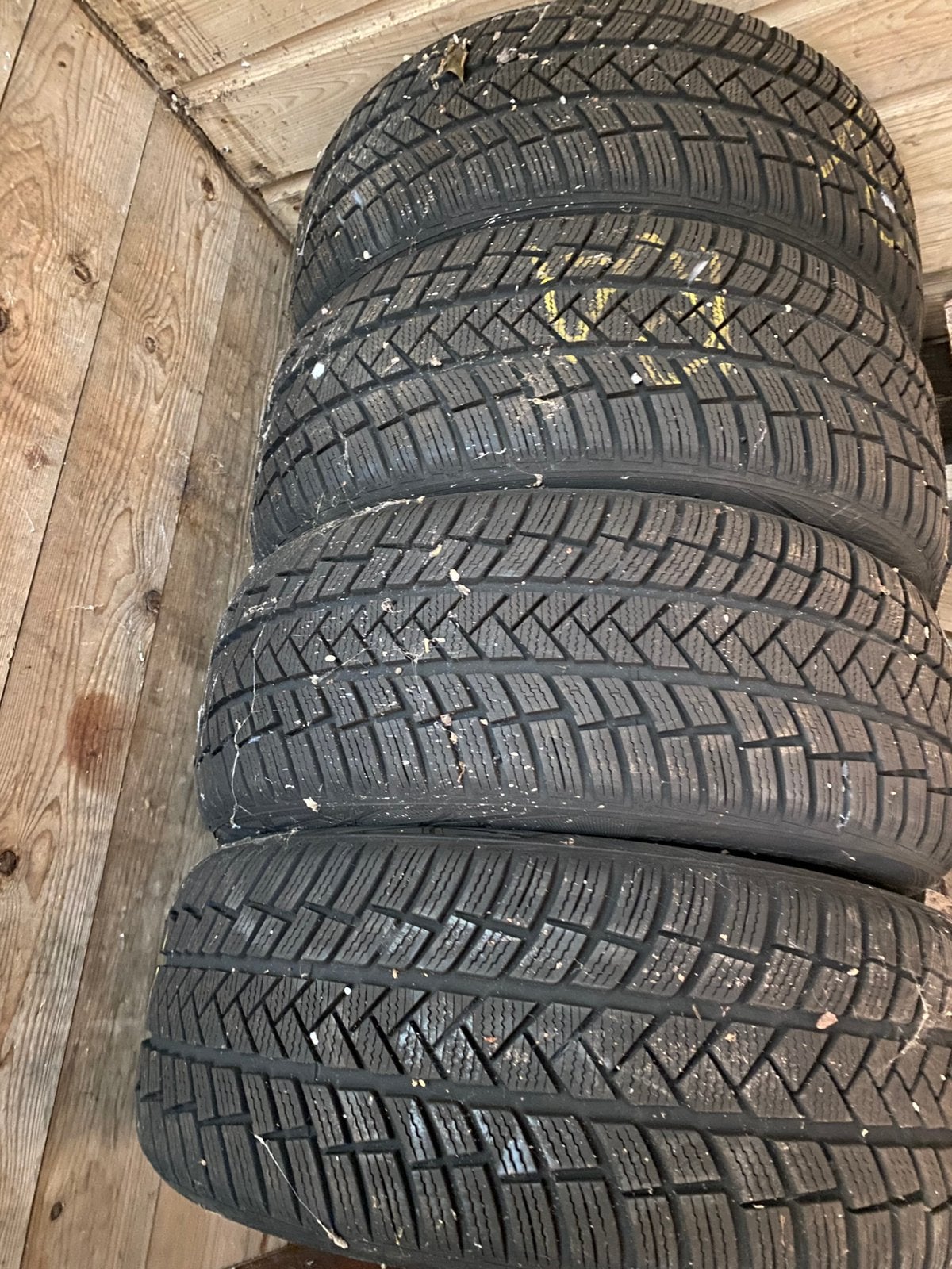 4x Vredestein Wintrac Pro 215/50 R17 95V, Auto-onderdelen, Banden en Velgen, Ophalen, 215 mm, 17 inch, Winterbanden