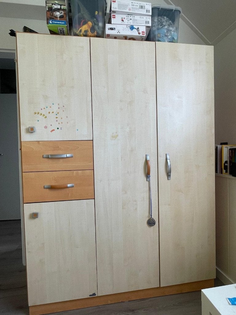 Kledingkast met lades en hangruimte/lichte esdoorn afwerking, Huis en Inrichting, Ophalen, Gebruikt, 50 tot 100 cm, 150 tot 200 cm