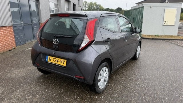 Foto 4 van Toyota Aygo 1.0 VVT-i x-fun (bj 2022)