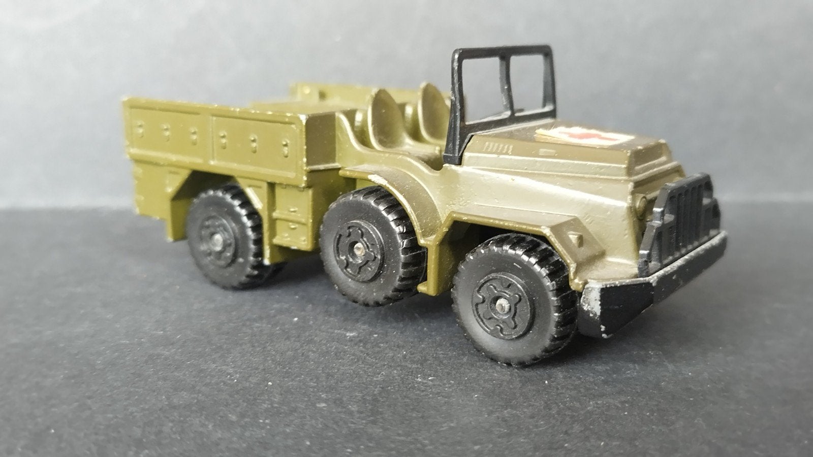 Daf ya 126 Ambulance 1:50 Matchbox Battlekings Pol, Hobby en Vrije tijd, ., Bus of Vrachtwagen, Matchbox, .