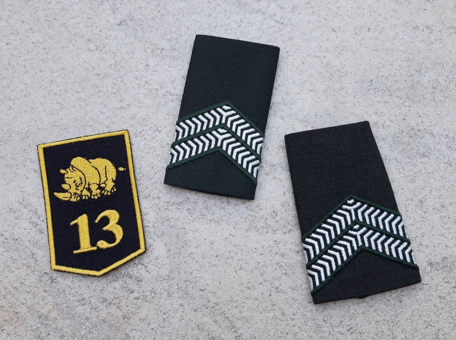 Diverse emblemen Dagelijks Tenue  (DT2000), Verzenden, Landmacht, Nederland, Embleem of Badge