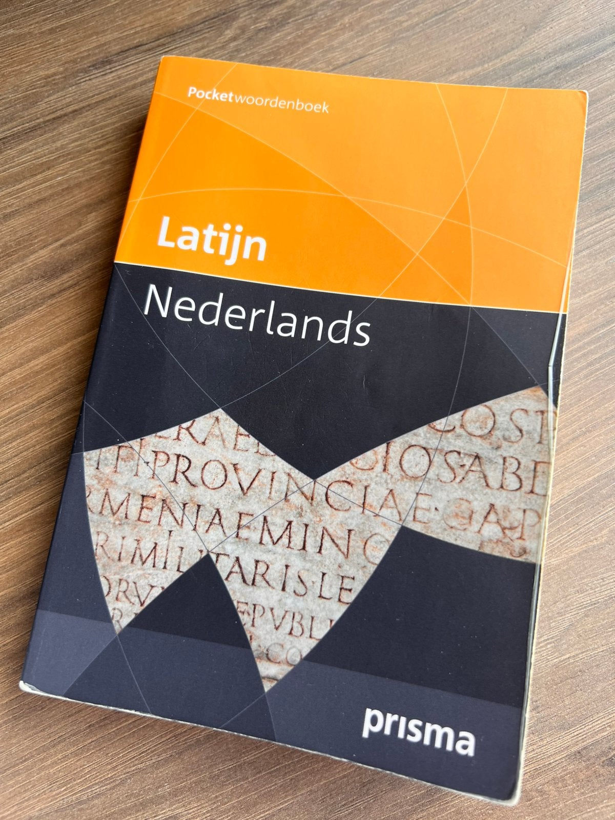 Woordenboek Latijn-Nederlands, Ophalen, Zo goed als nieuw, Overige uitgevers, Latijn