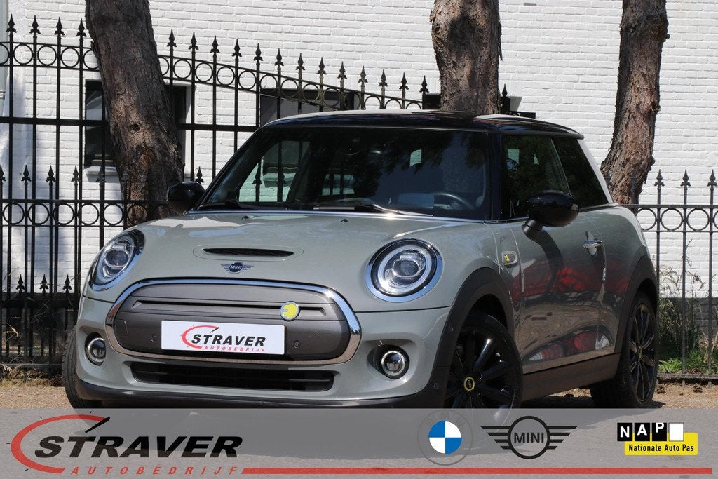 MINI Electric Basic 33 kWh |Harman/Kardon |Carplay, Auto's, Mini, 12 maanden, 4 stoelen, 184 pk, 97 %