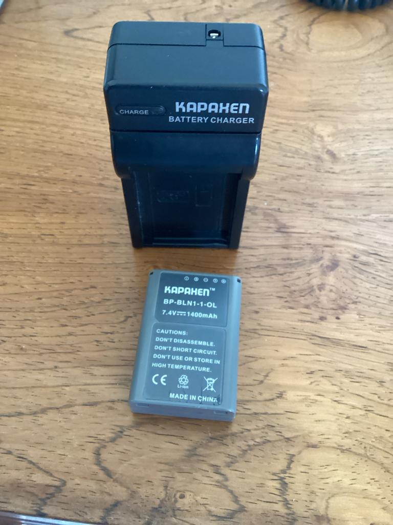 KAPAHEN Batterijlader met accu voor camera, Verzenden, Zo goed als nieuw