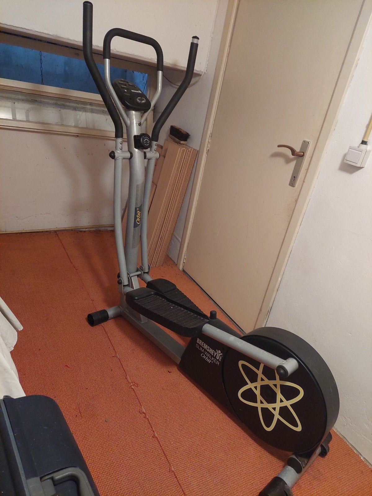 Bremsey Slim-Walker Orbit Crosstrainer -ophalen Eksel/België, Ophalen, Gebruikt, Benen, Crosstrainer