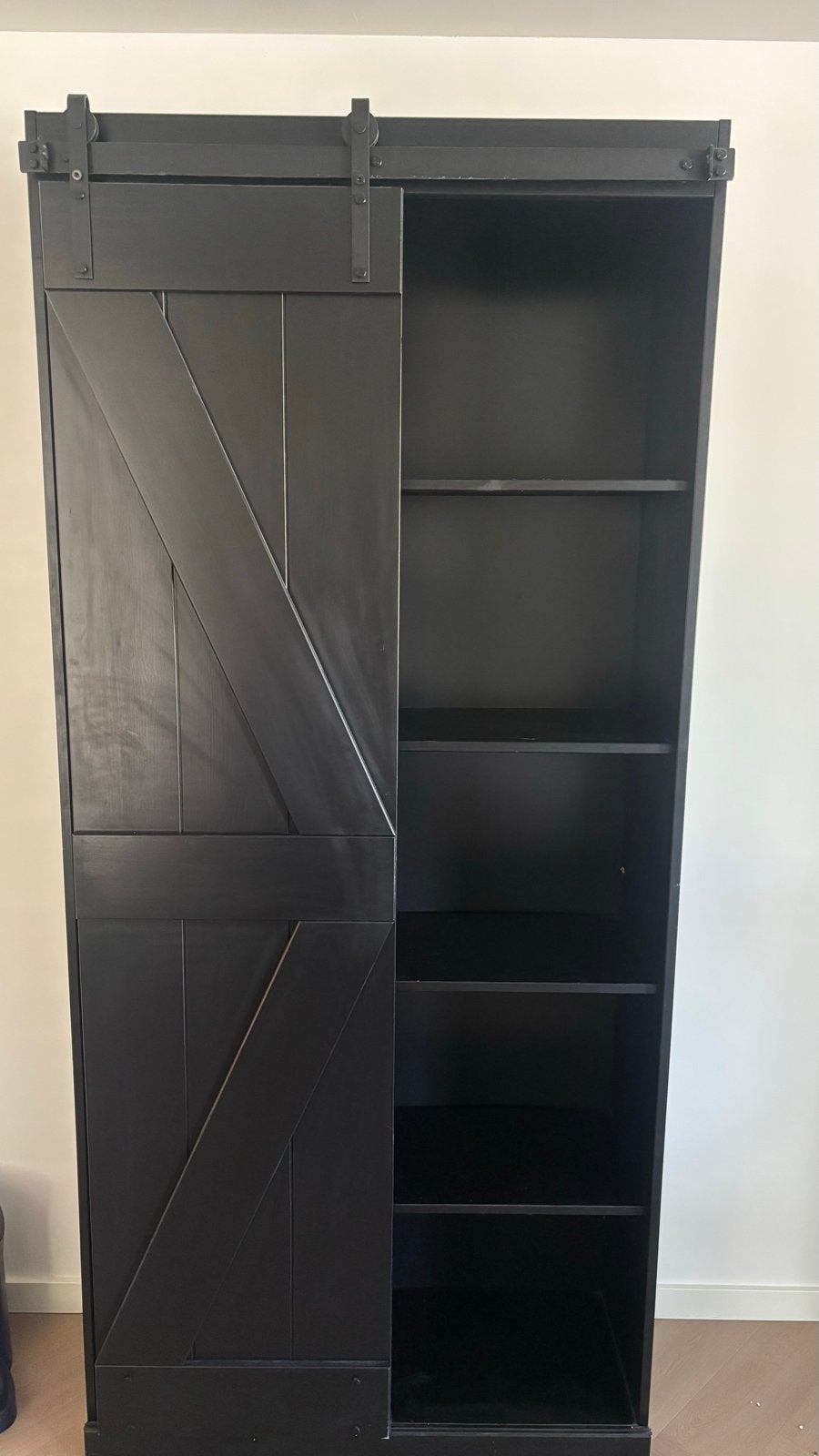 WOOOD Harris Schuifdeurkast - Grenen Zwart, Huis en Inrichting, Kasten | Boekenkasten, Ophalen, Gebruikt, 200 cm of meer, 50 tot 100 cm