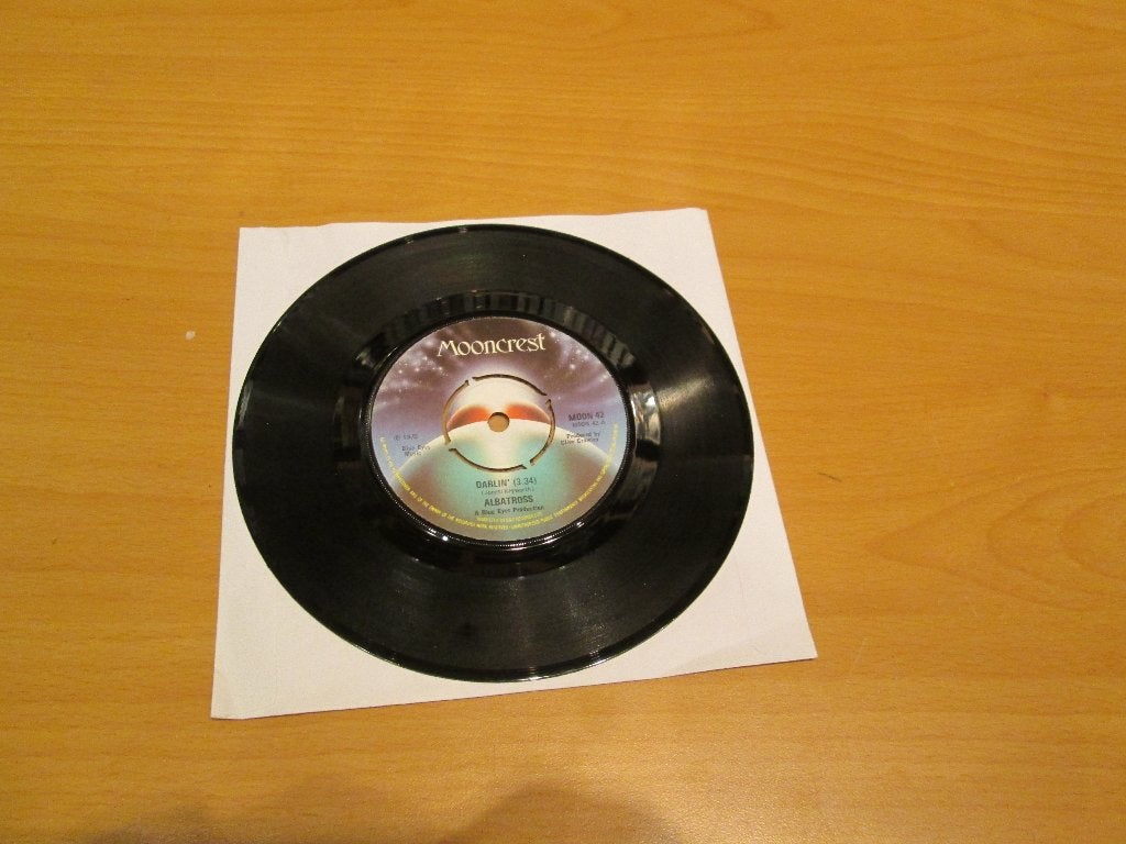 Albatross - Darlin' / The Band Played On, Ophalen of Verzenden, Gebruikt, Pop
