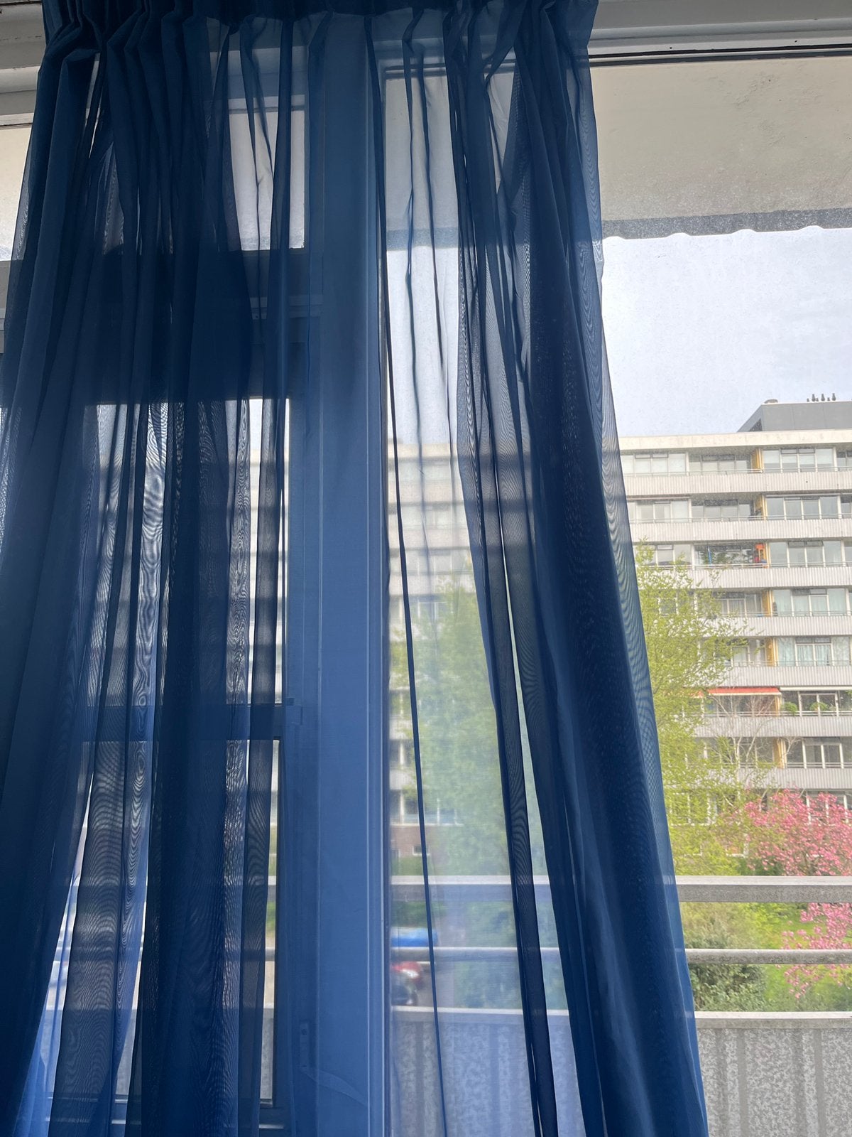 2x gordijnen, Huis en Inrichting, Stoffering | Gordijnen en Lamellen, Ophalen, Zo goed als nieuw