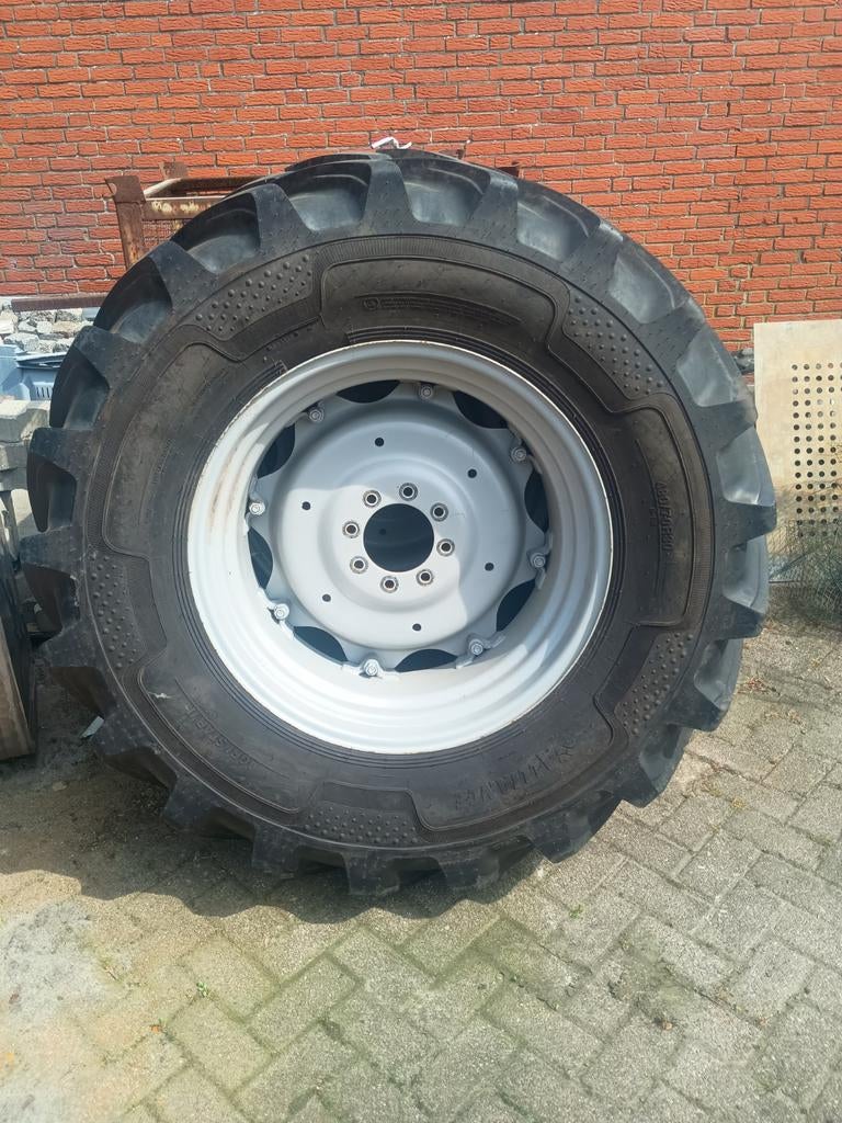 Banden op velg Massey Ferguson set, Ophalen