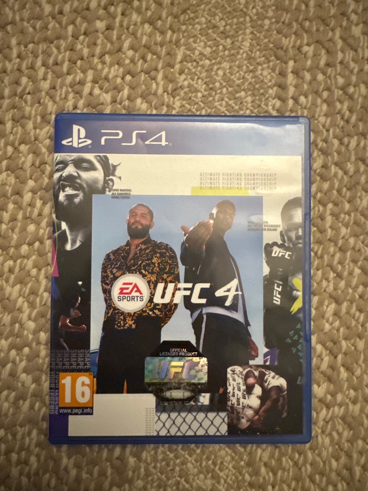UFC 4 PS4 - Zo goed als nieuw, Spelcomputers en Games, Online, Vechten, 2 spelers, Ophalen of Verzenden