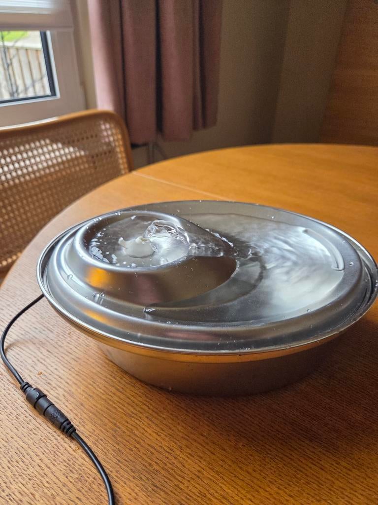 RVS drinkfontein voor katten, Ophalen of Verzenden, Gebruikt