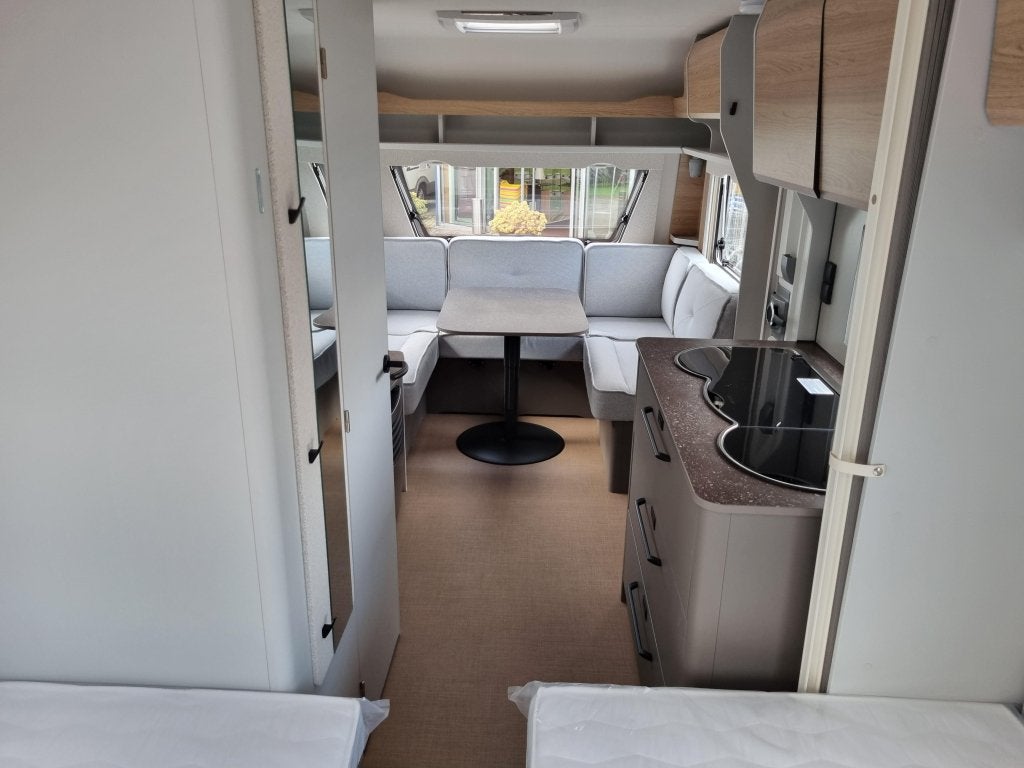 Bürstner B66 535 TL, Caravans en Kamperen, Caravans, Rondzit, Bedrijf, Bürstner, 6 tot 7 meter