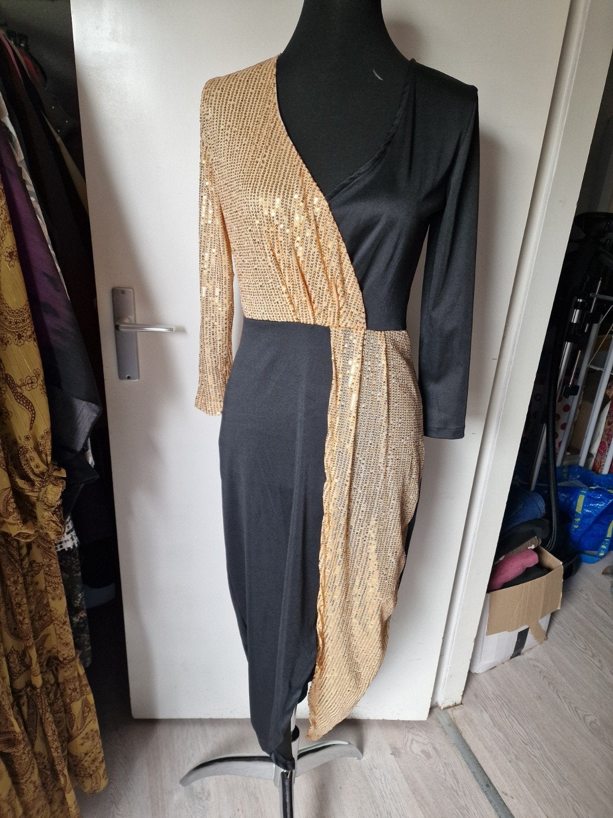 jurk glitter maat m, Kleding | Dames, Maat 38/40 (M), Zwart, Ophalen of Verzenden, Zo goed als nieuw