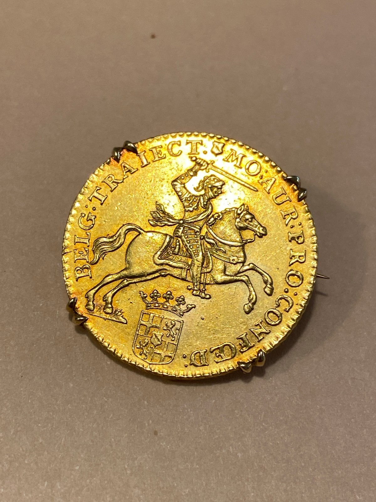 Antieke gouden rijder broche, Sieraden, Tassen en Uiterlijk, Ophalen of Verzenden, Goud, Broche