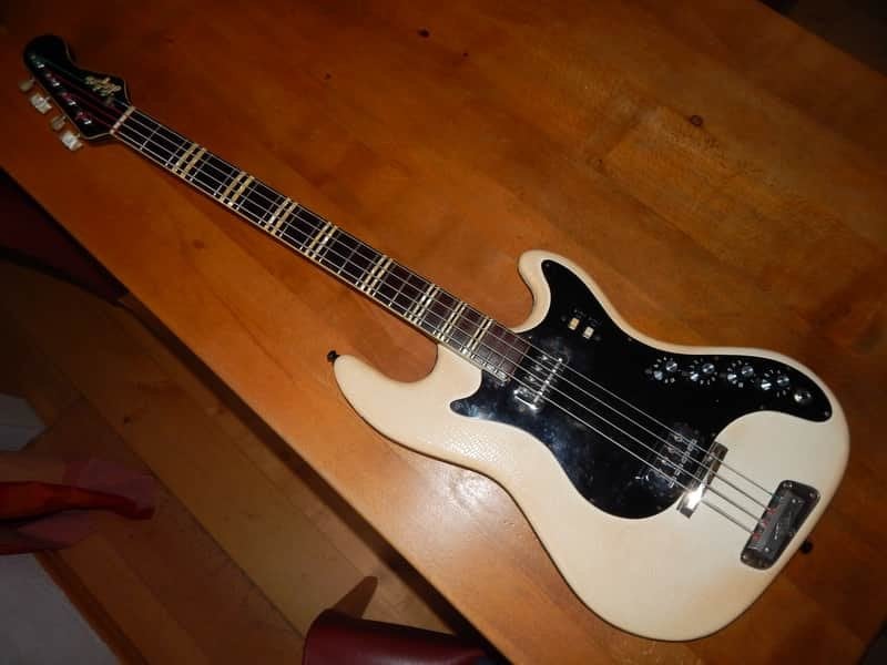 Hofner 185 artist bass, Ophalen, Gebruikt, Elektrisch