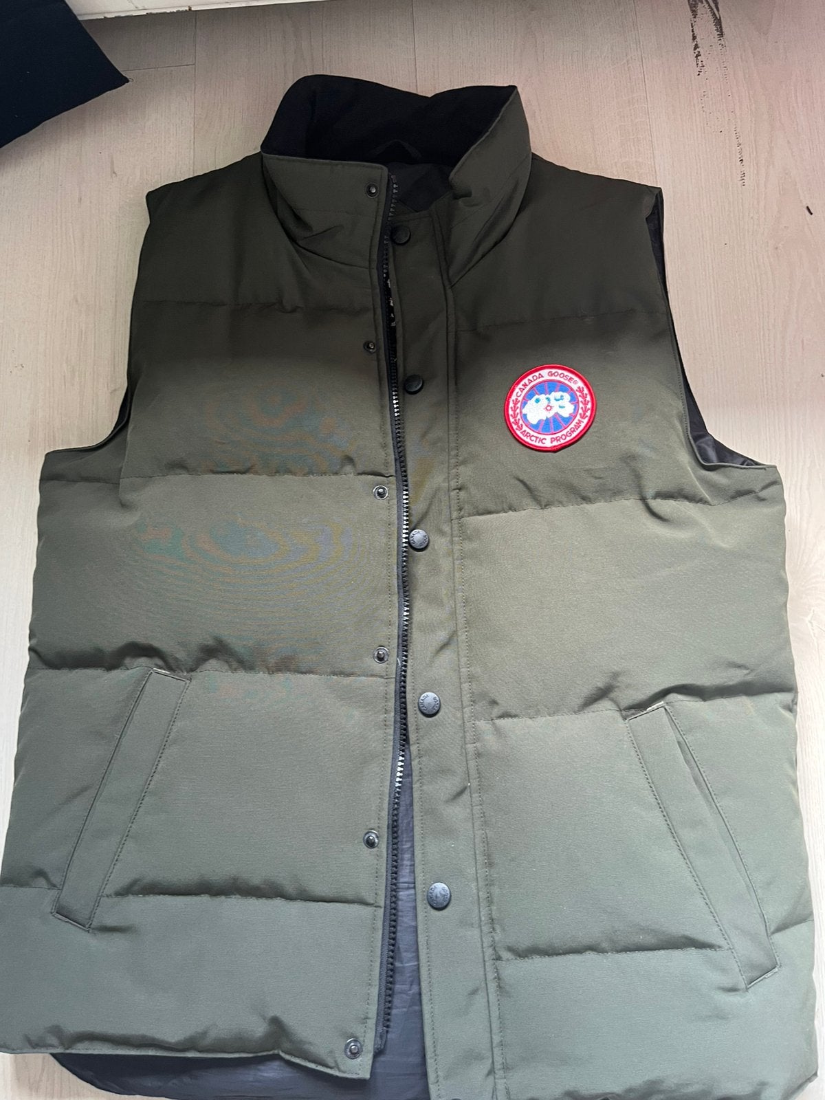 Canada Goose bodywarmer (maat M), Ophalen, Zo goed als nieuw, Maat 48/50 (M), Groen