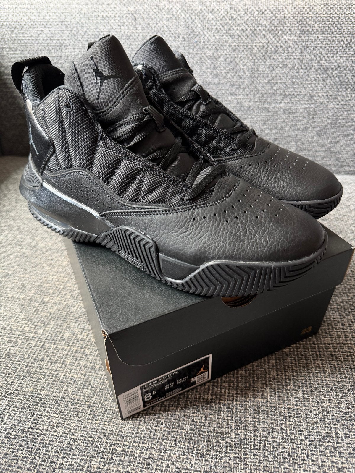 Nike Jordan Stay Loyal - Maat 42 - Nieuw in doos, Zwart, Nieuw, Ophalen of Verzenden, Sneakers of Gympen