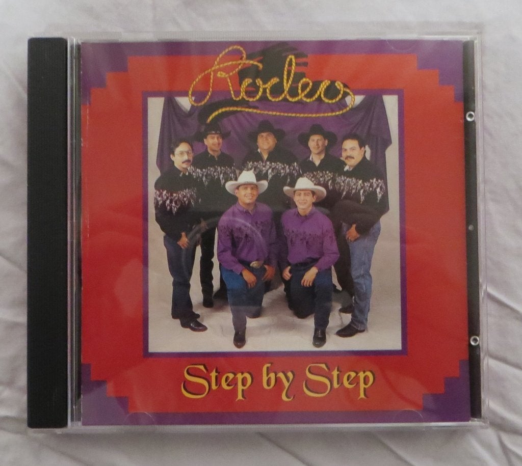 CD - Rodeo - Step by step (10 tracks), Cd's en Dvd's, Cd's | Latin en Salsa, Ophalen of Verzenden, Zo goed als nieuw