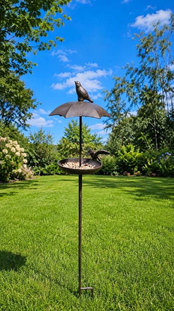 Vogelvoederstation "Onder de Paraplu" / gietijzer, Huis en tuin decoratie Marie, Nieuw, Info@huisentuindecoratiemarie.nl, Peize