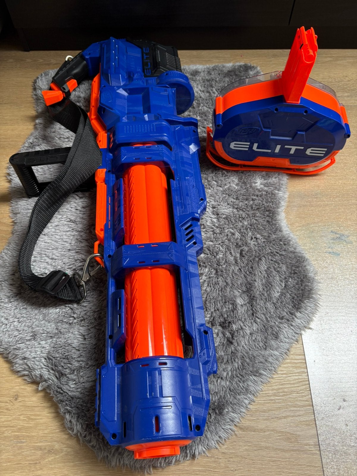 Nerf Elite Titan CS-50 blaster - minigun, Ophalen, Zo goed als nieuw