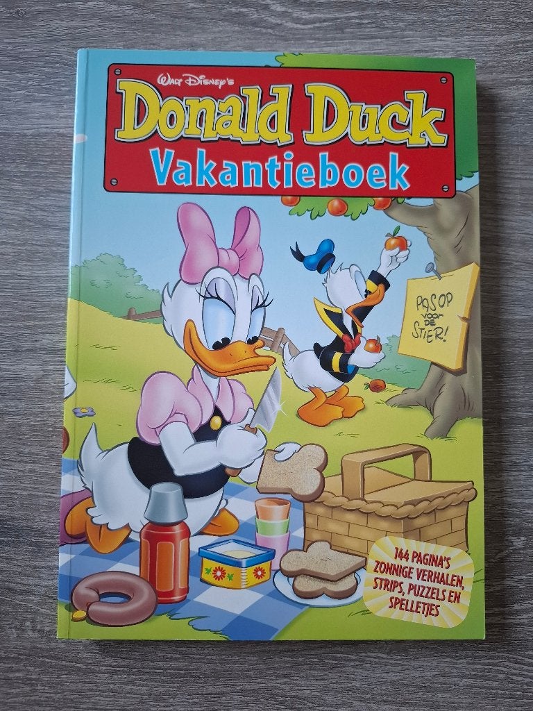Donald Duck Vakantieboek 2005, Boeken, Eén stripboek, Ophalen of Verzenden, Gelezen