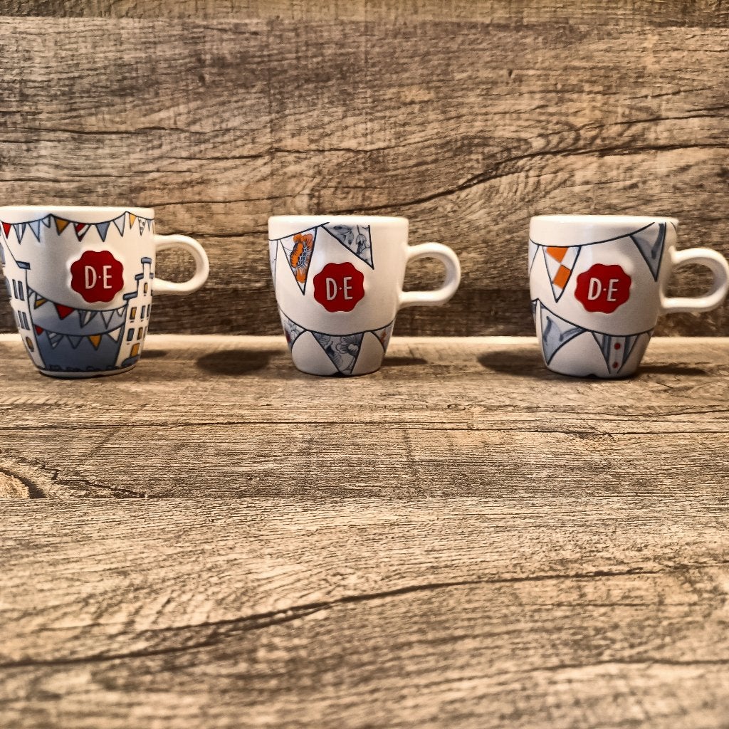 Senseo kopjes Douwe Egberts, Ophalen, Zo goed als nieuw, Overige stijlen, Kop(pen) en/of Schotel(s)