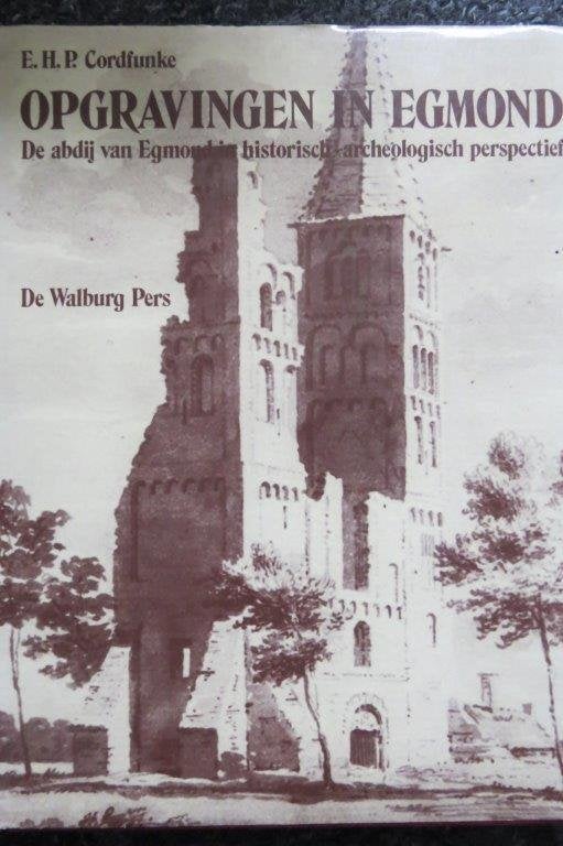 Boek kerk: Opgravingen in Egmond, Abdij, archeologisch persp, Ophalen of Verzenden, Zo goed als nieuw