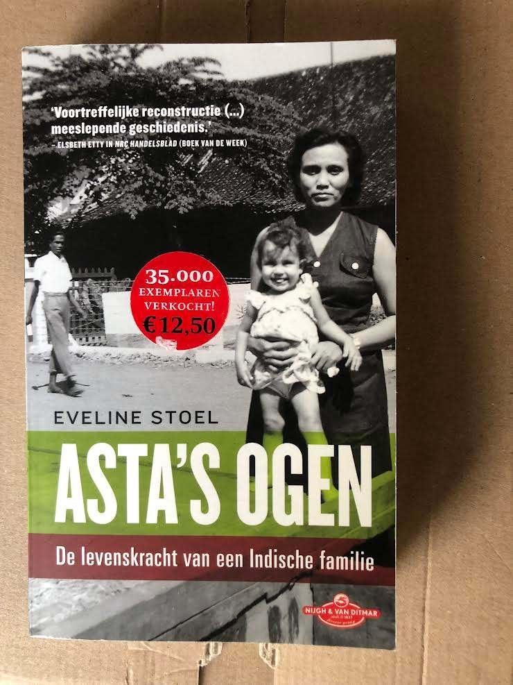 De levenskracht van een Indische familie, Ophalen of Verzenden, Gelezen, Eveline Stoel