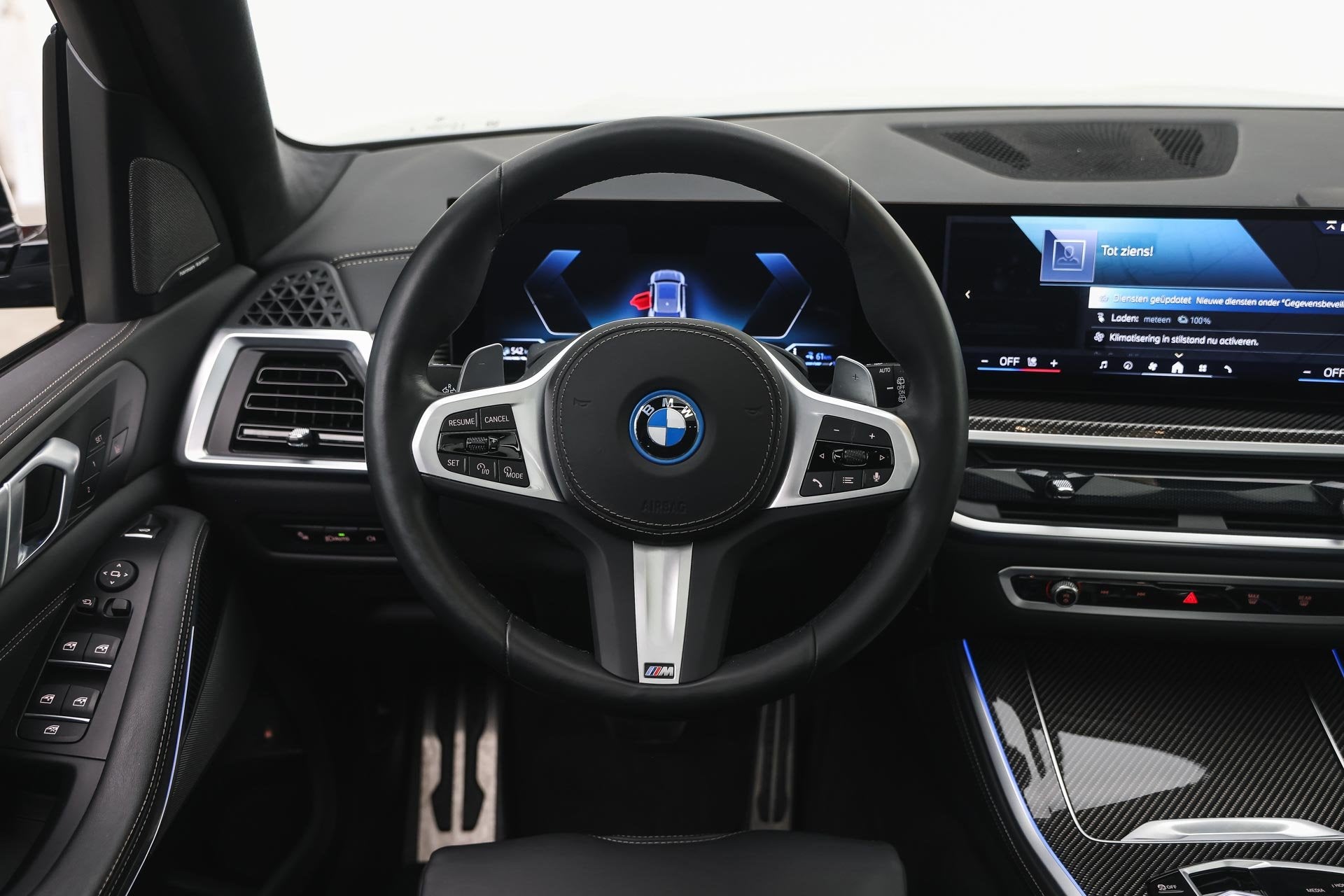 BMW X5 xDrive50e M Sport Automaat / Trekhaak / Panoramadak /, Auto's, Gebruikt, 2395 kg, Met garantie (alle), Bedrijf