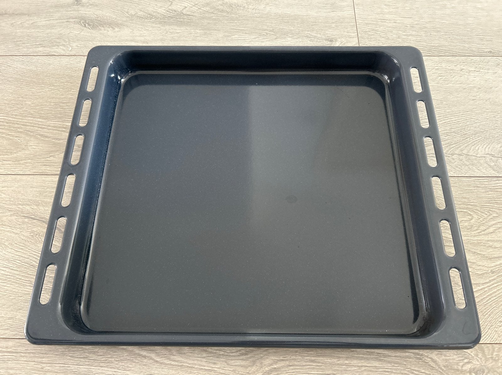Whirlpool bakplaat geëmailleerd grijs - Nieuw, Ophalen, Minder dan 45 cm, Whirlpool, Nieuw