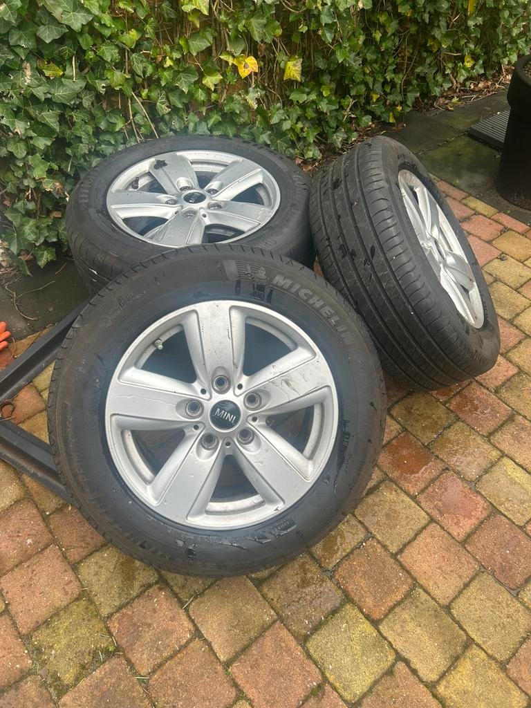 Velgen voor mini met Michelin banden 205x60x16, Auto-onderdelen, Ophalen, Gebruikt, 16 inch, Banden en Velgen