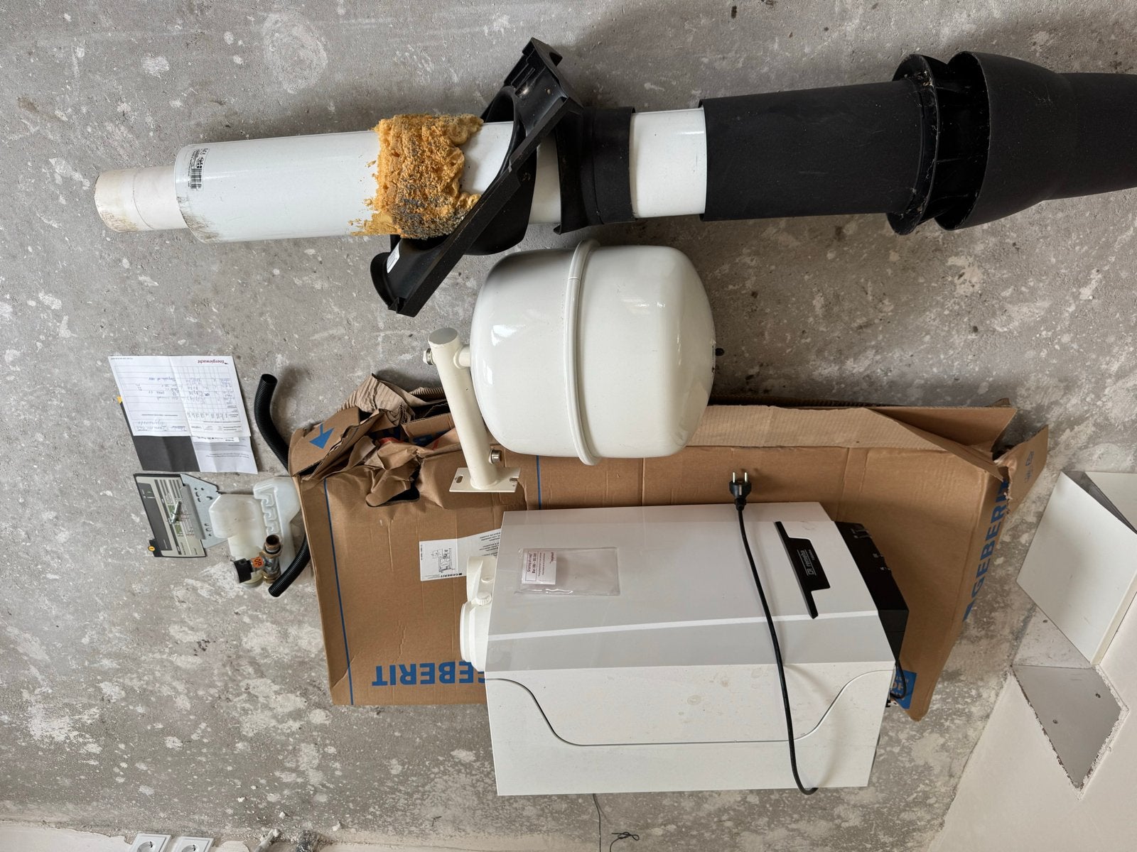 Remeha Tzerra M 28c Plus HR-ketel, Ophalen, 30 tot 80 cm, Gebruikt, Hoog rendement (Hr)